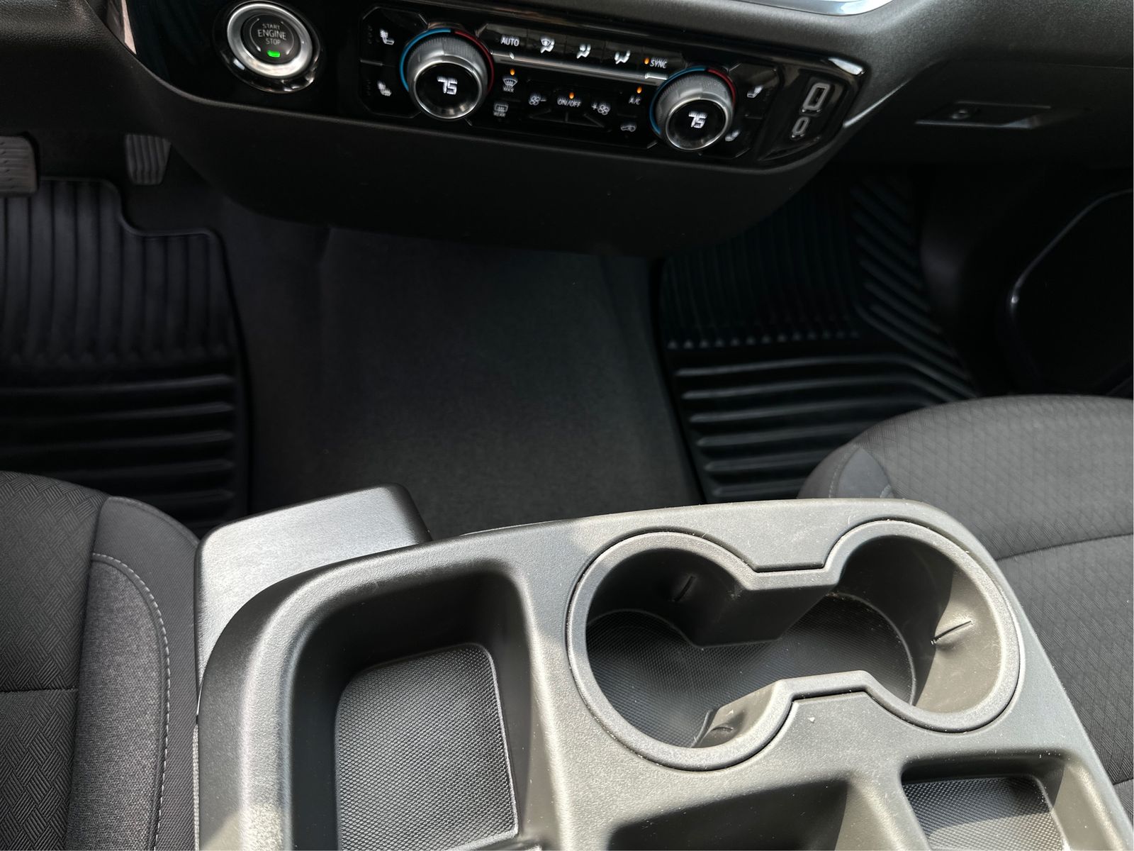2024 Chevrolet Silverado 1500 LT - Photo 15