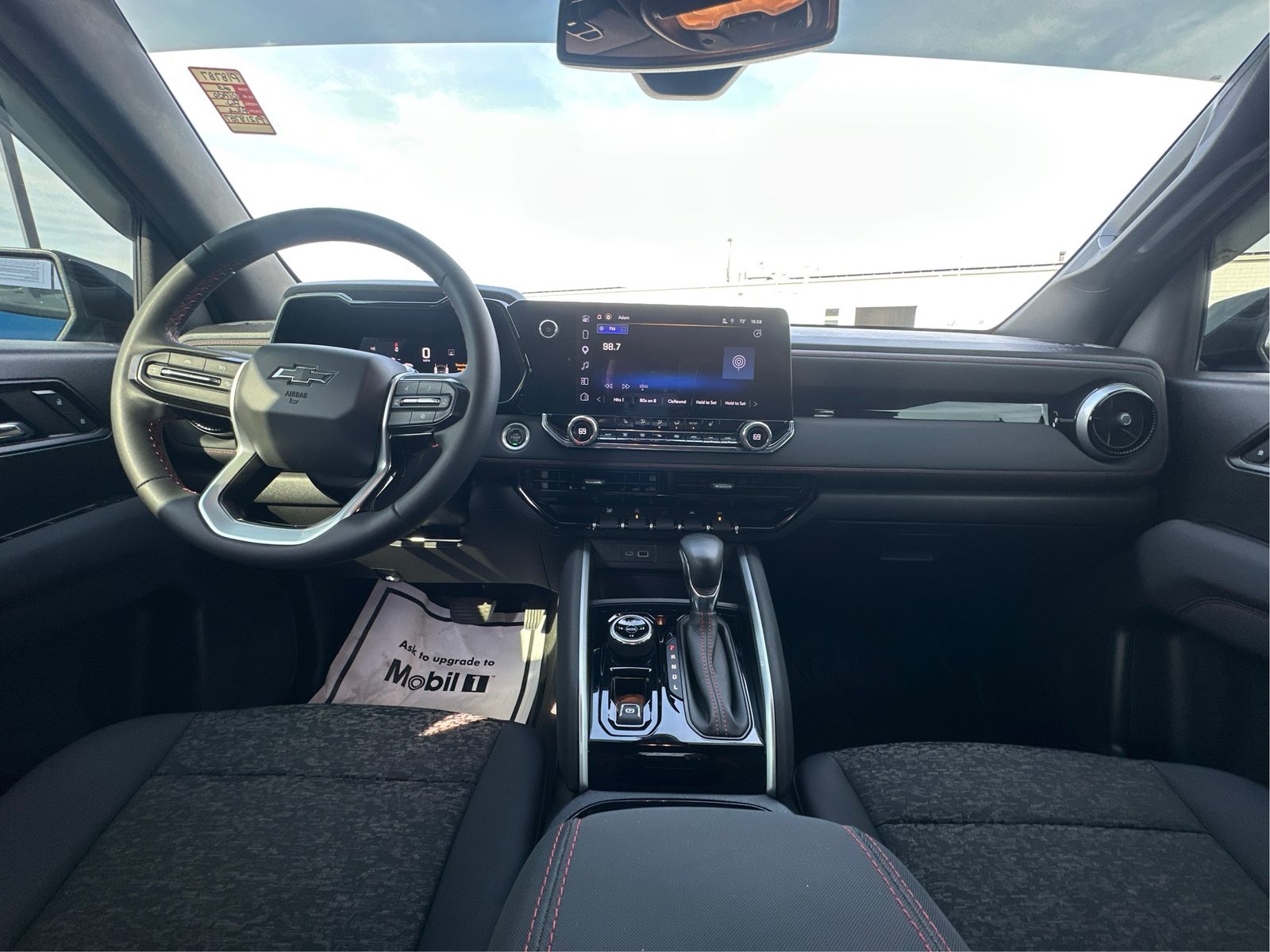 2023 Chevrolet Colorado Z71 - Photo 28