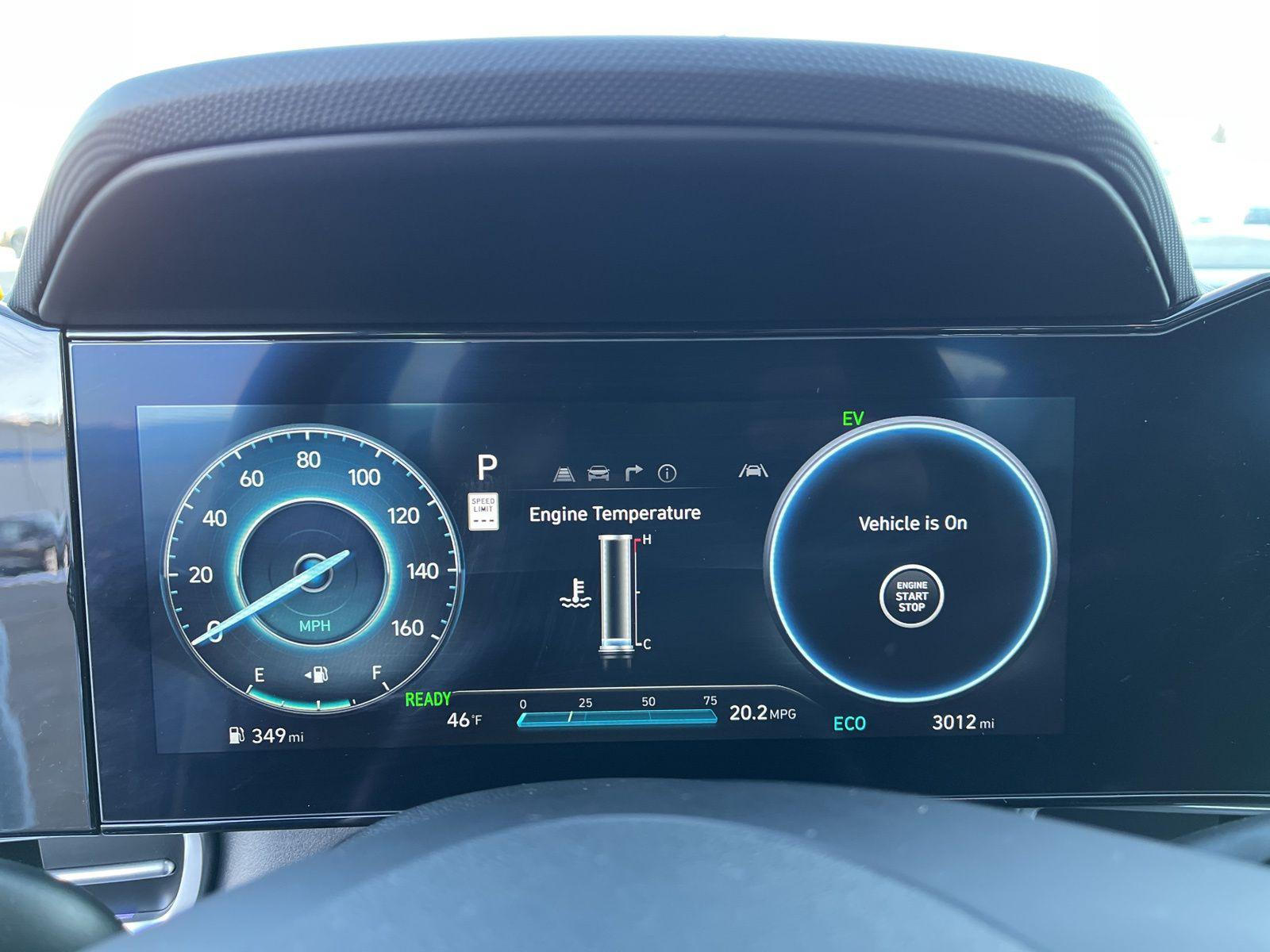 2025 Hyundai Elantra Limited - Photo 34
