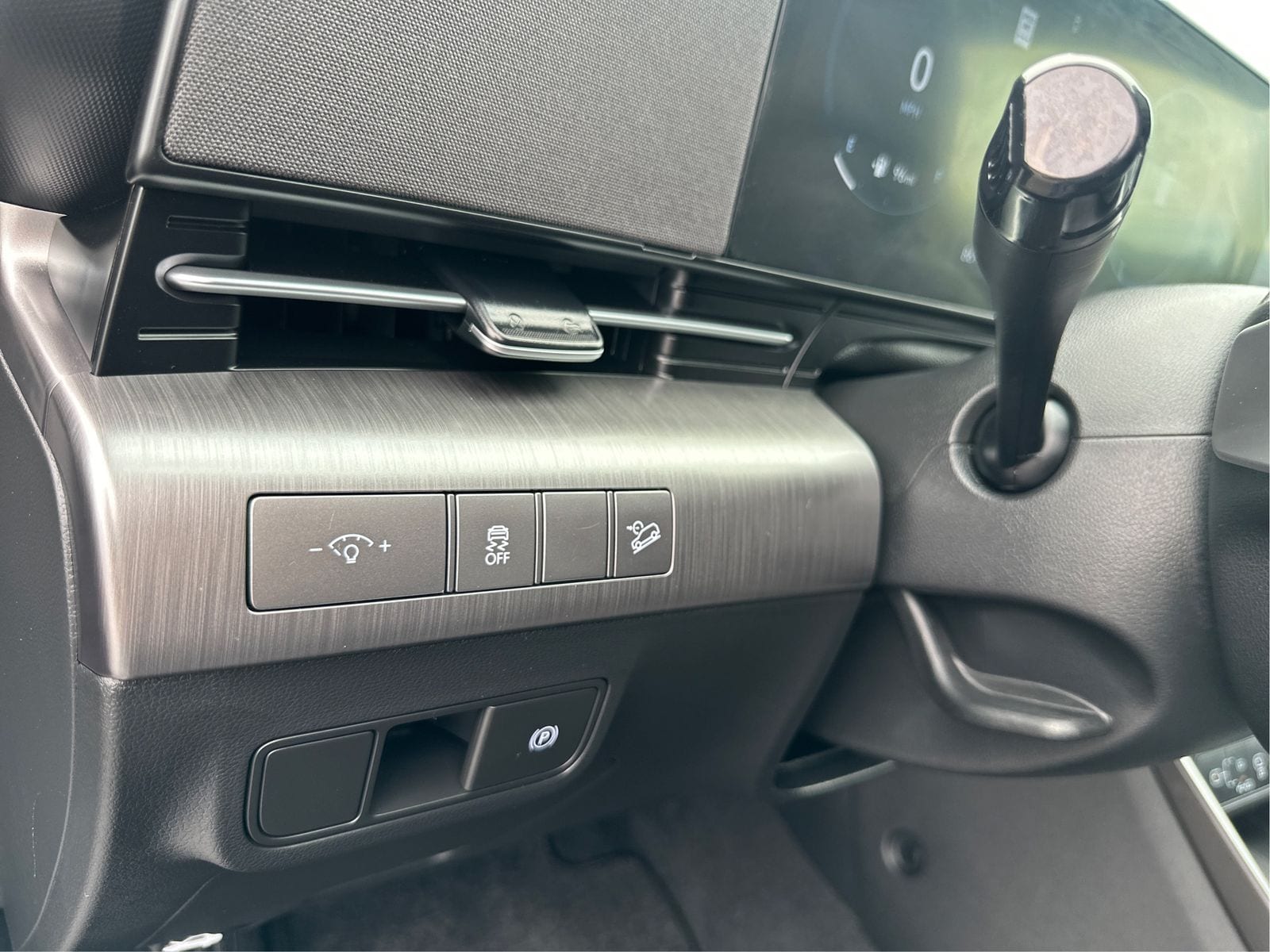 2024 Hyundai Kona SEL - Photo 19