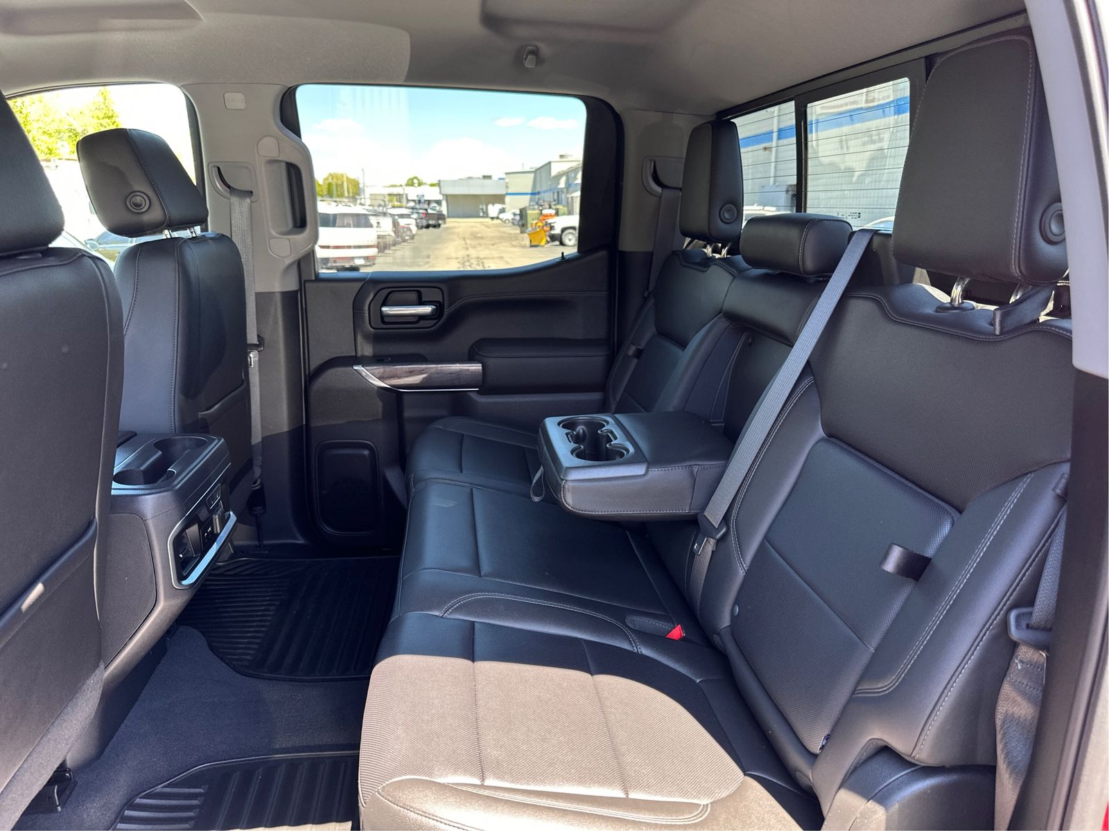 2019 Chevrolet Silverado 1500 LTZ - Photo 10