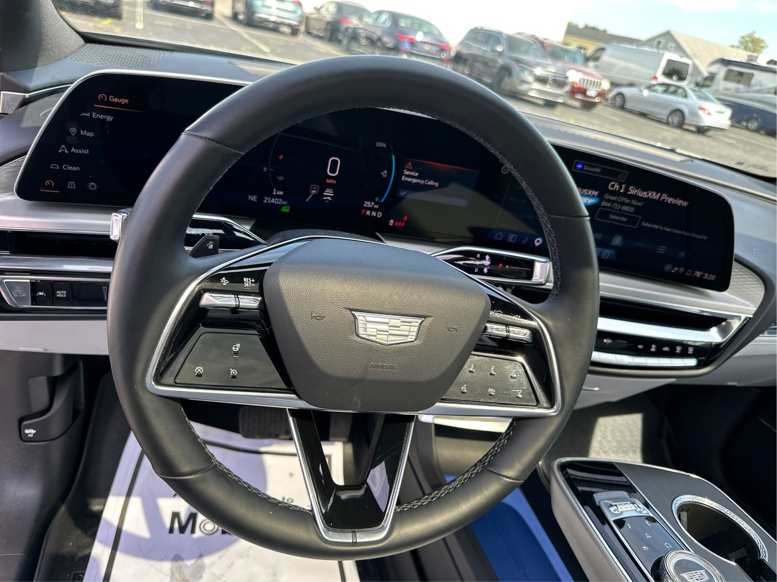 2024 Cadillac LYRIQ Luxury 1 - Photo 18