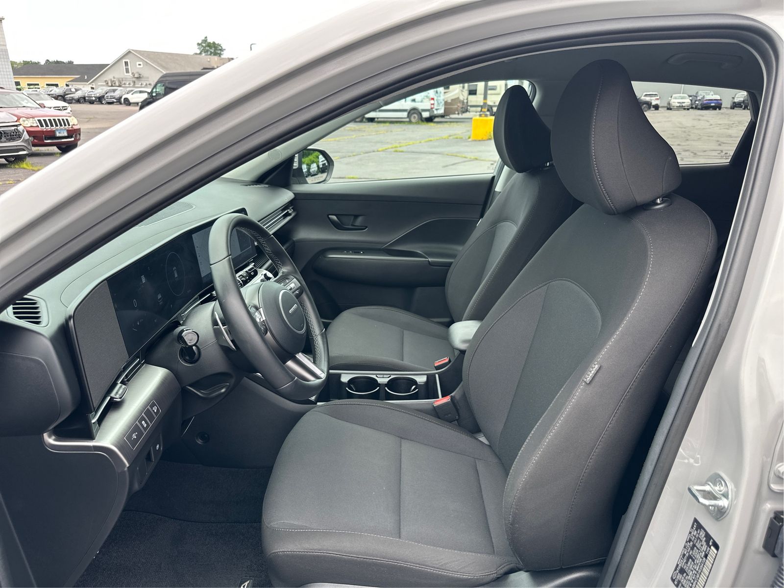 2024 Hyundai Kona SEL - Photo 9