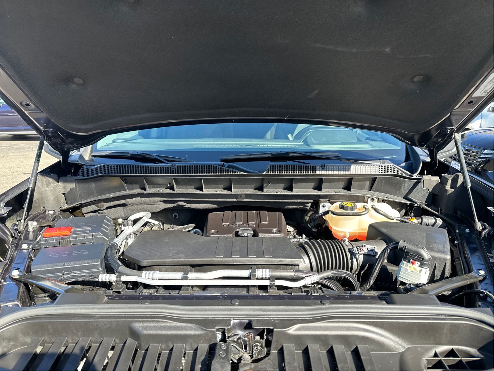 2023 Chevrolet Silverado 1500 LT - Photo 11
