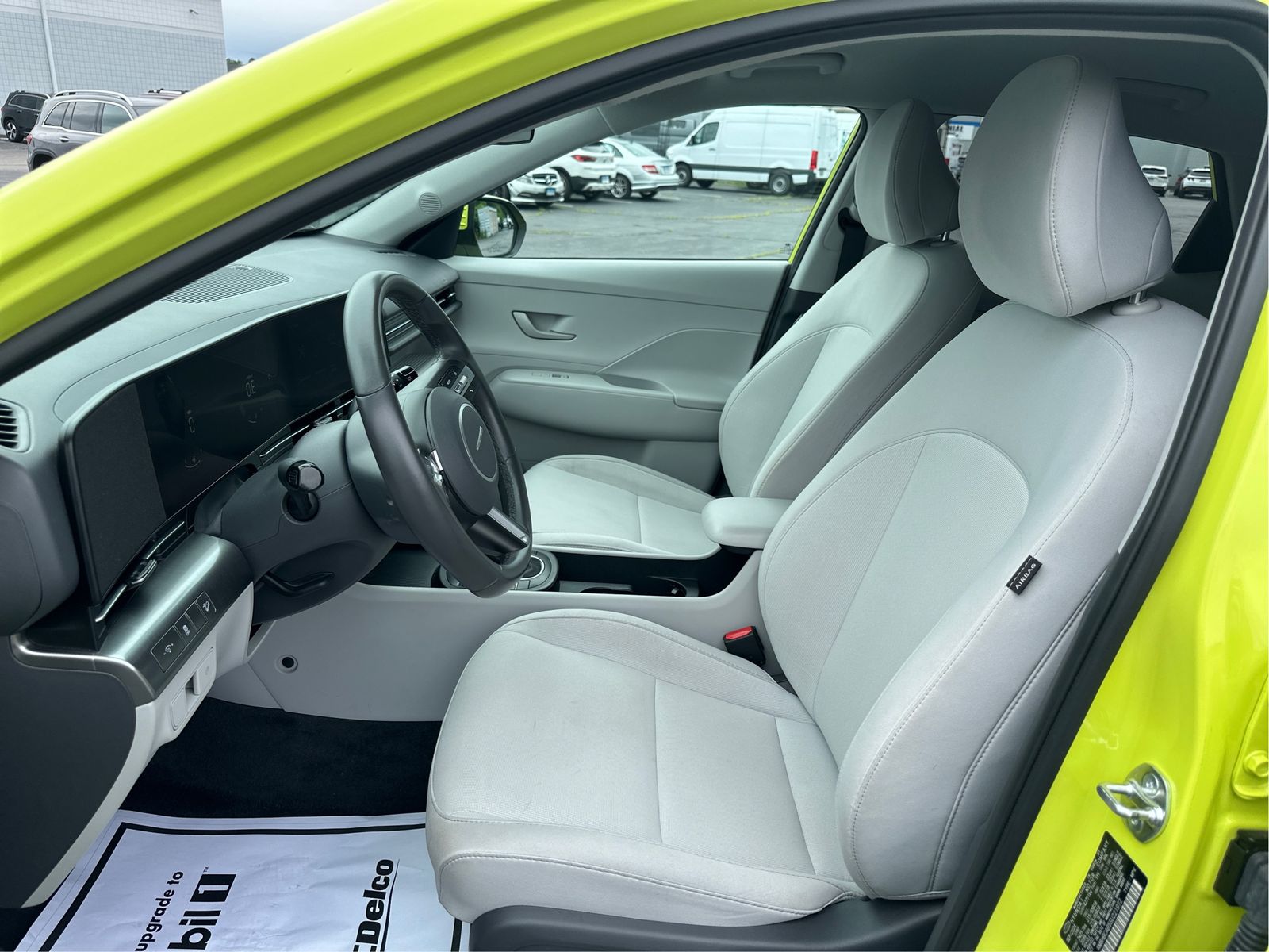 2025 Hyundai Kona SEL - Photo 9