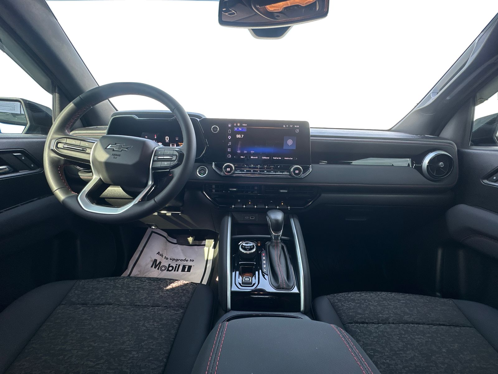 2023 Chevrolet Colorado Z71 - Photo 13