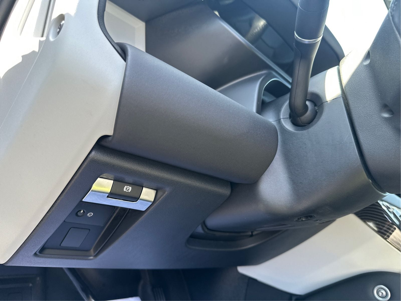 2024 Land Rover Defender S - Photo 20