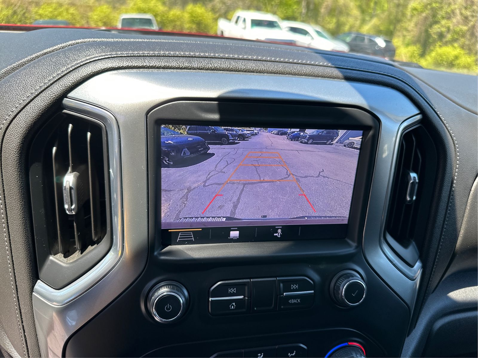 2019 Chevrolet Silverado 1500 LTZ - Photo 15