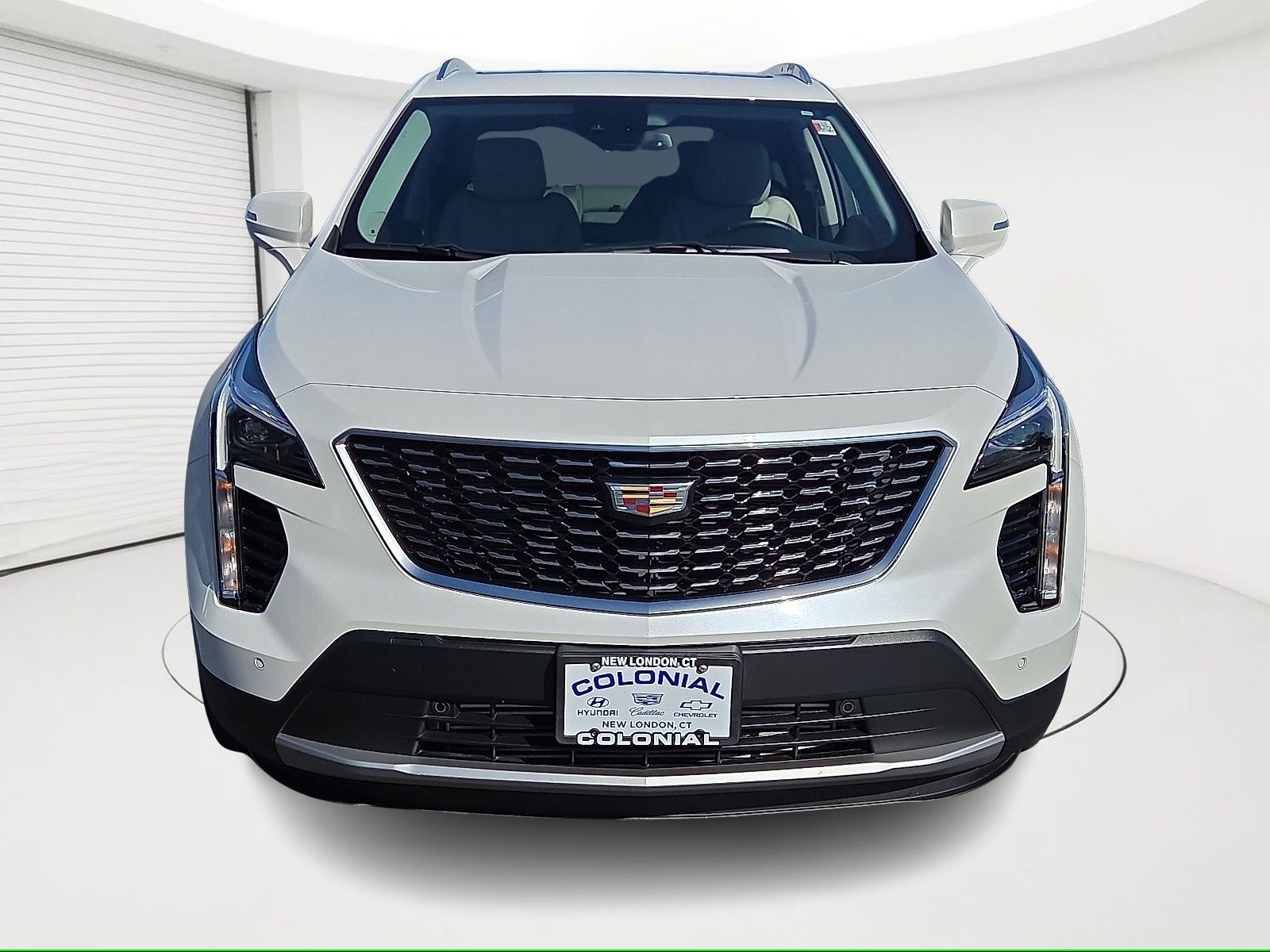 2021 Cadillac XT4 Premium Luxury photo 2