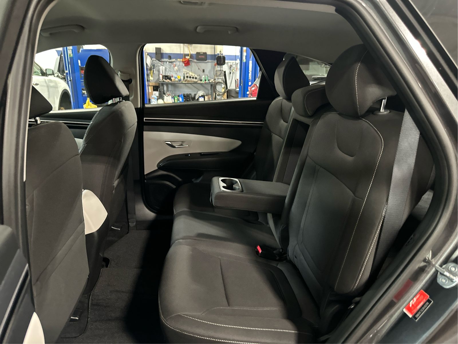2024 Hyundai Tucson SE - Photo 10
