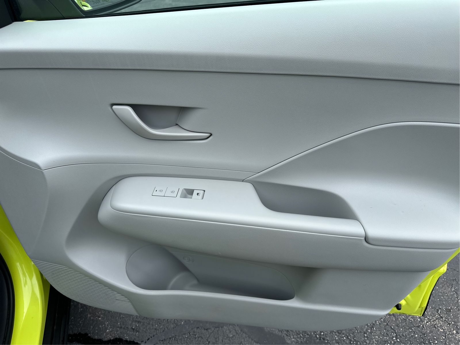 2025 Hyundai Kona SEL - Photo 20