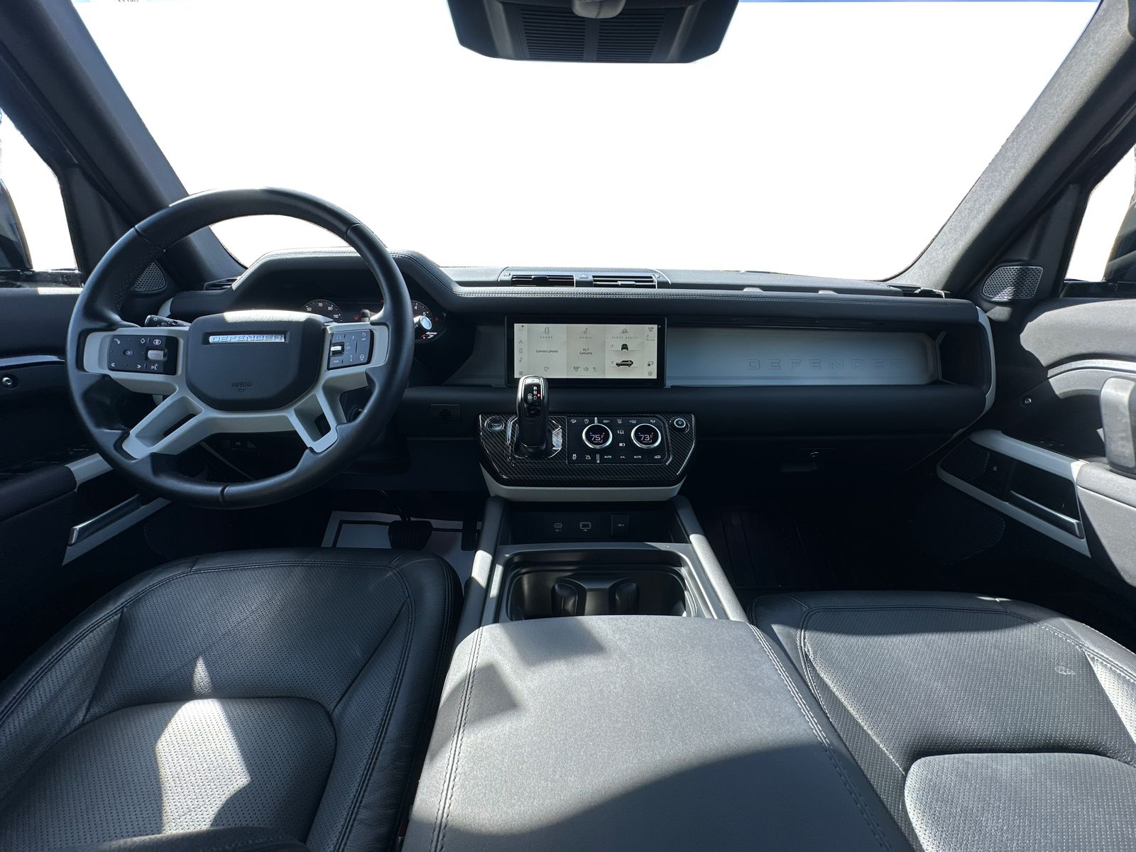 2024 Land Rover Defender S - Photo 14