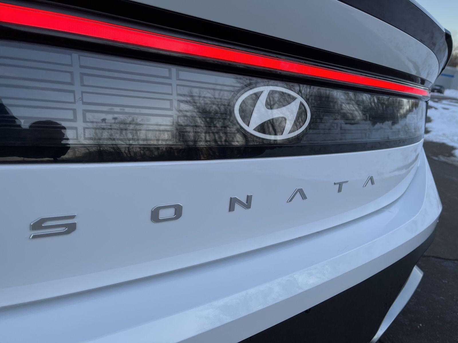 2025 Hyundai Sonata SE - Photo 40