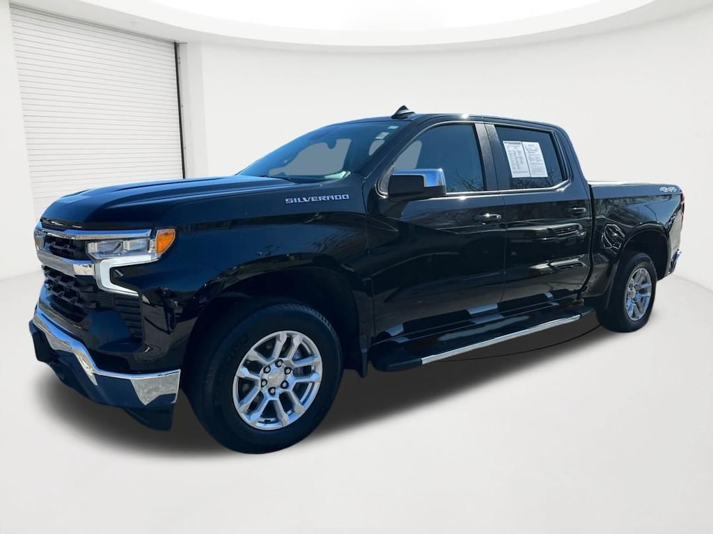Used 2023 Chevrolet Silverado 1500 LT Truck Crew Cab