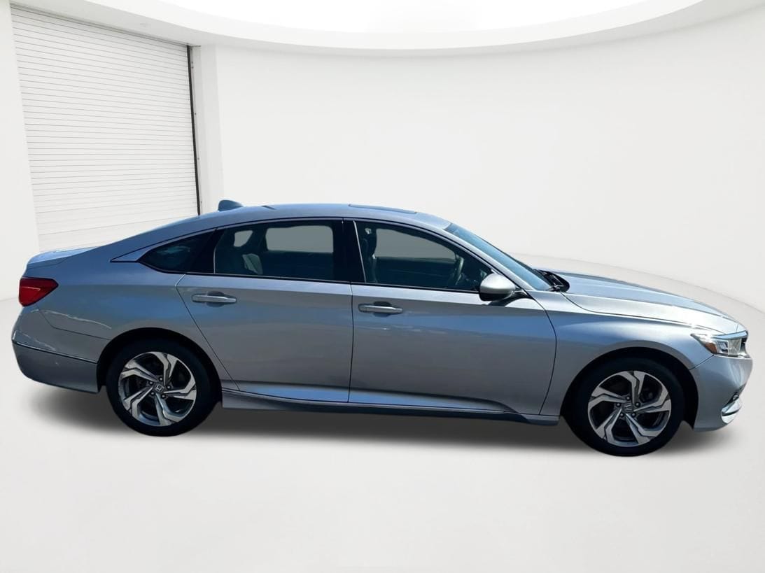 2018 Honda Accord EX - Photo 4