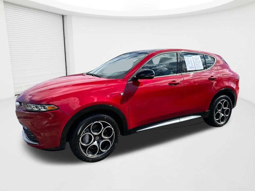2024 Alfa Romeo Tonale TI's photo