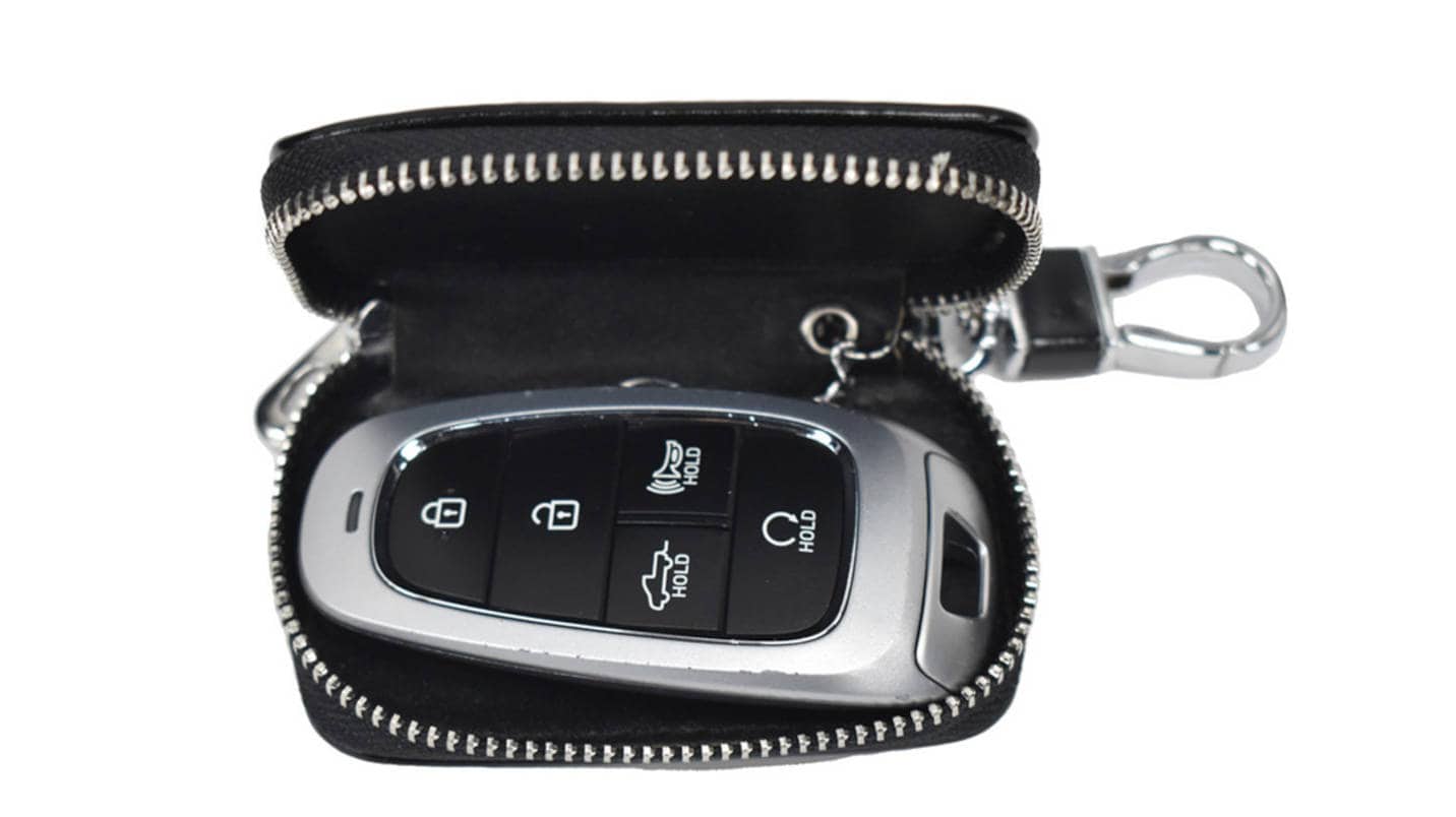Picture of a Hyundai key fob
