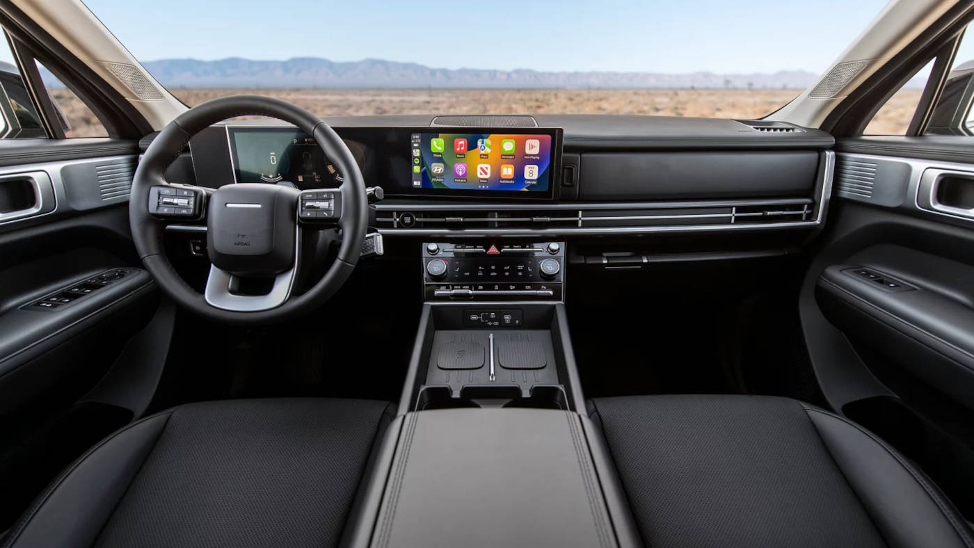 2025 Hyundai Santa Fe interior