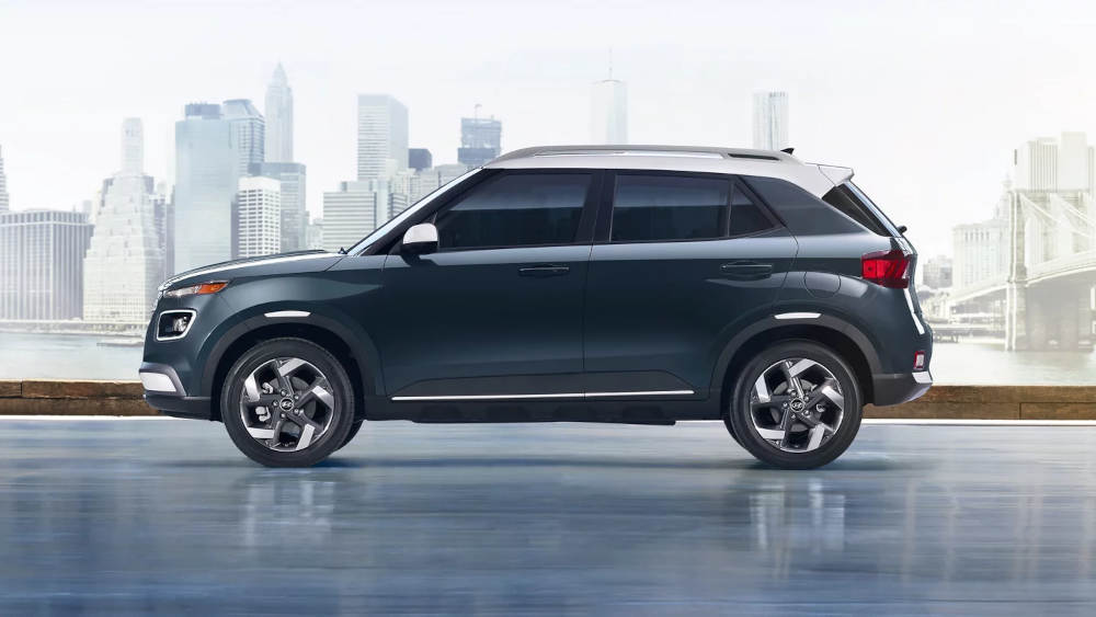 2023 Hyundai Venue side view