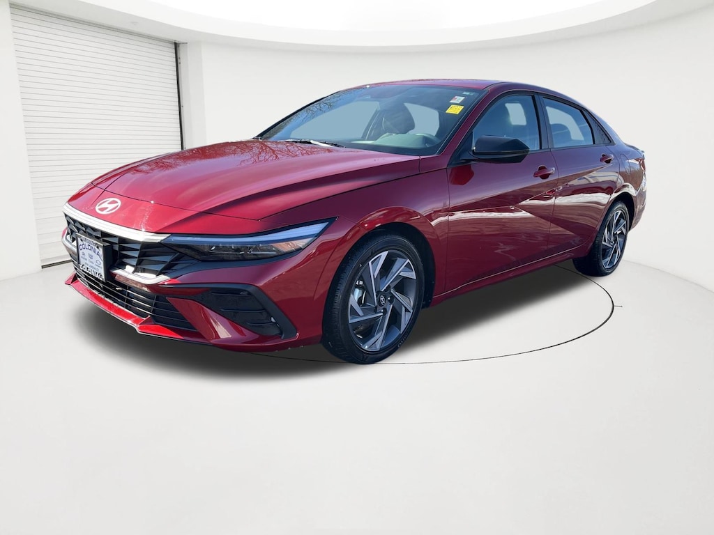 New 2025 Hyundai Elantra SEL Sport Sedan