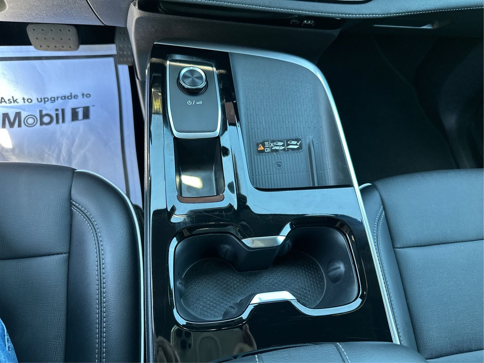 2025 Buick Enclave Preferred - Photo 16