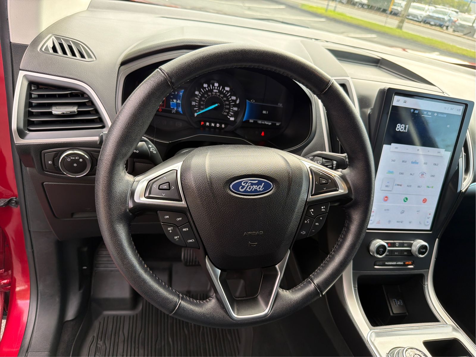 2023 Ford Edge SEL - Photo 18