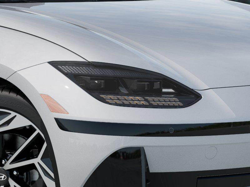 2025 Hyundai IONIQ 6 SEL - Photo 9