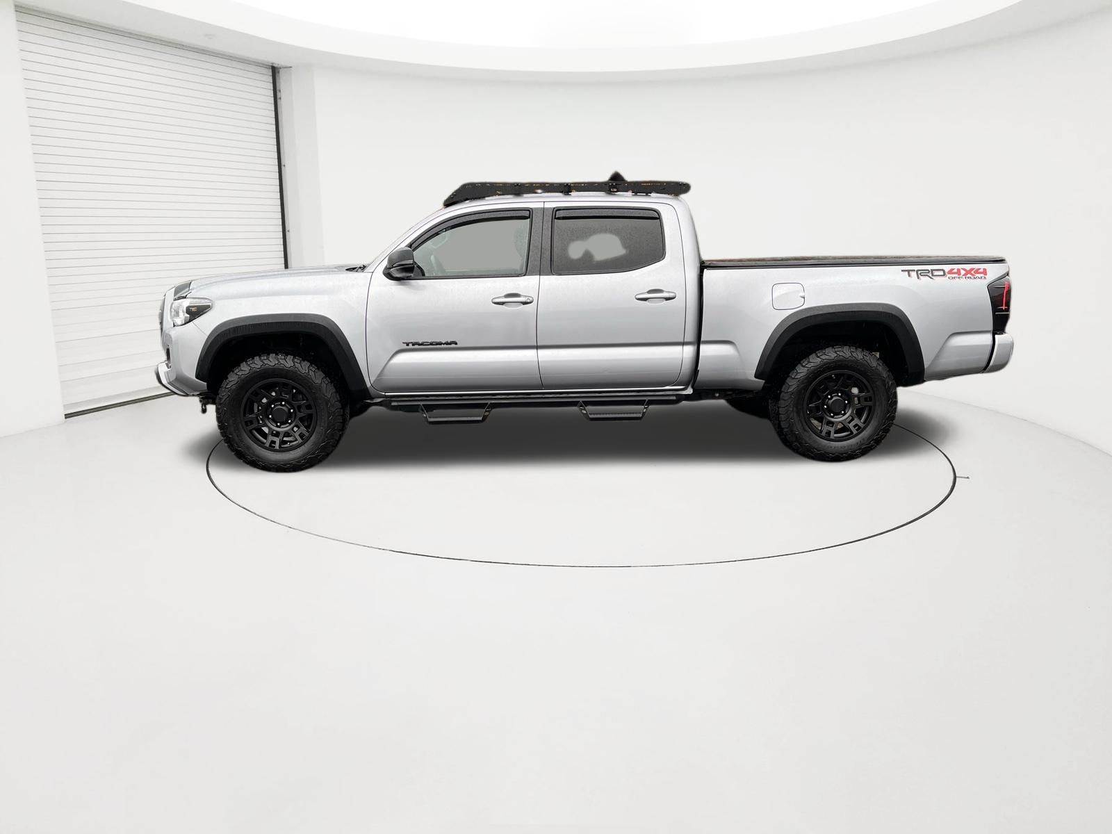 2020 Toyota Tacoma TRD V6 photo 2