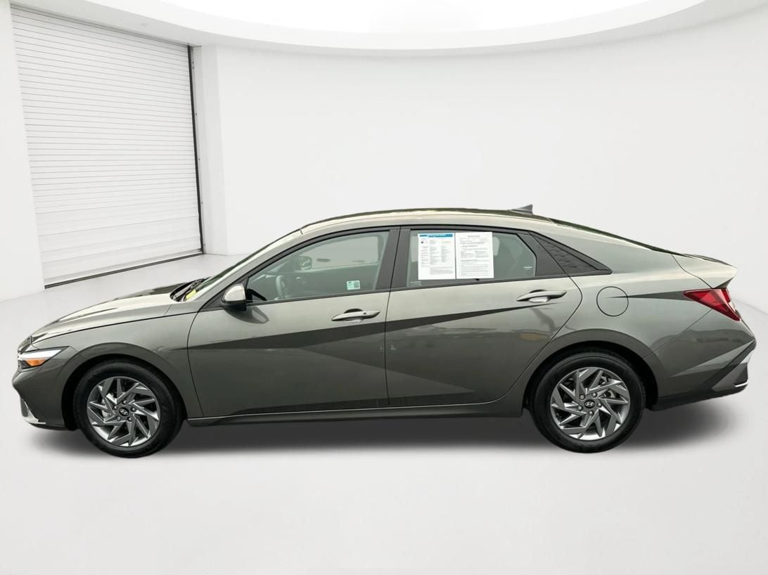 2024 Hyundai Elantra SEL - Photo 8