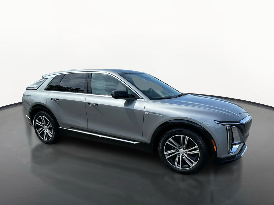 2024 Cadillac LYRIQ Luxury 1 - Photo 3