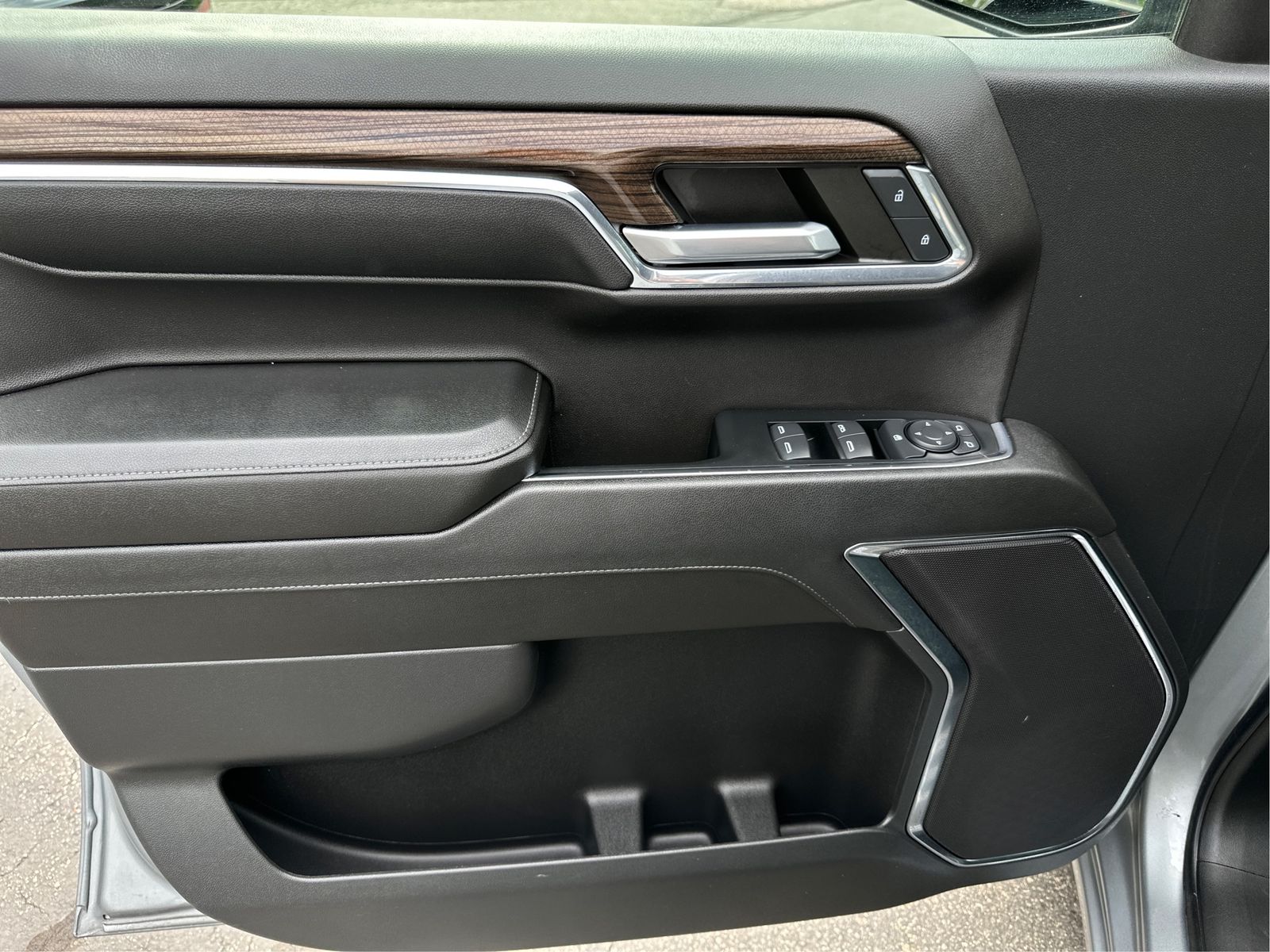 2024 Chevrolet Silverado 1500 LT - Photo 19
