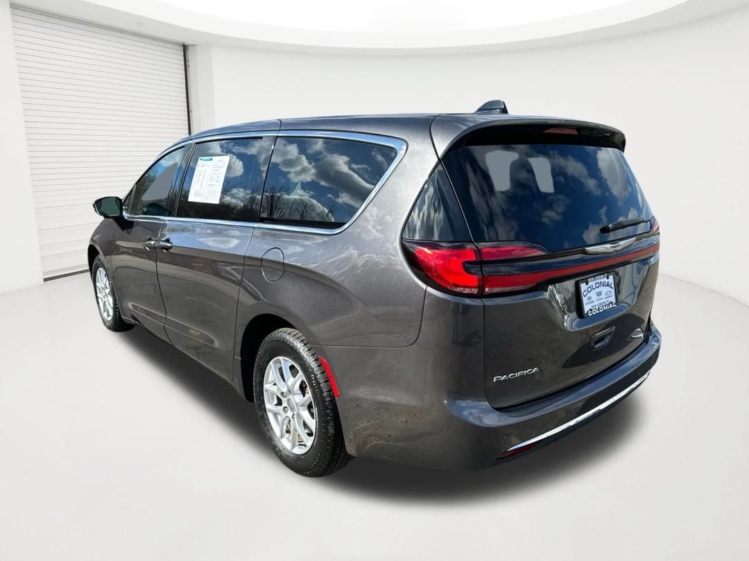 2023 Chrysler Pacifica Touring L - Photo 7