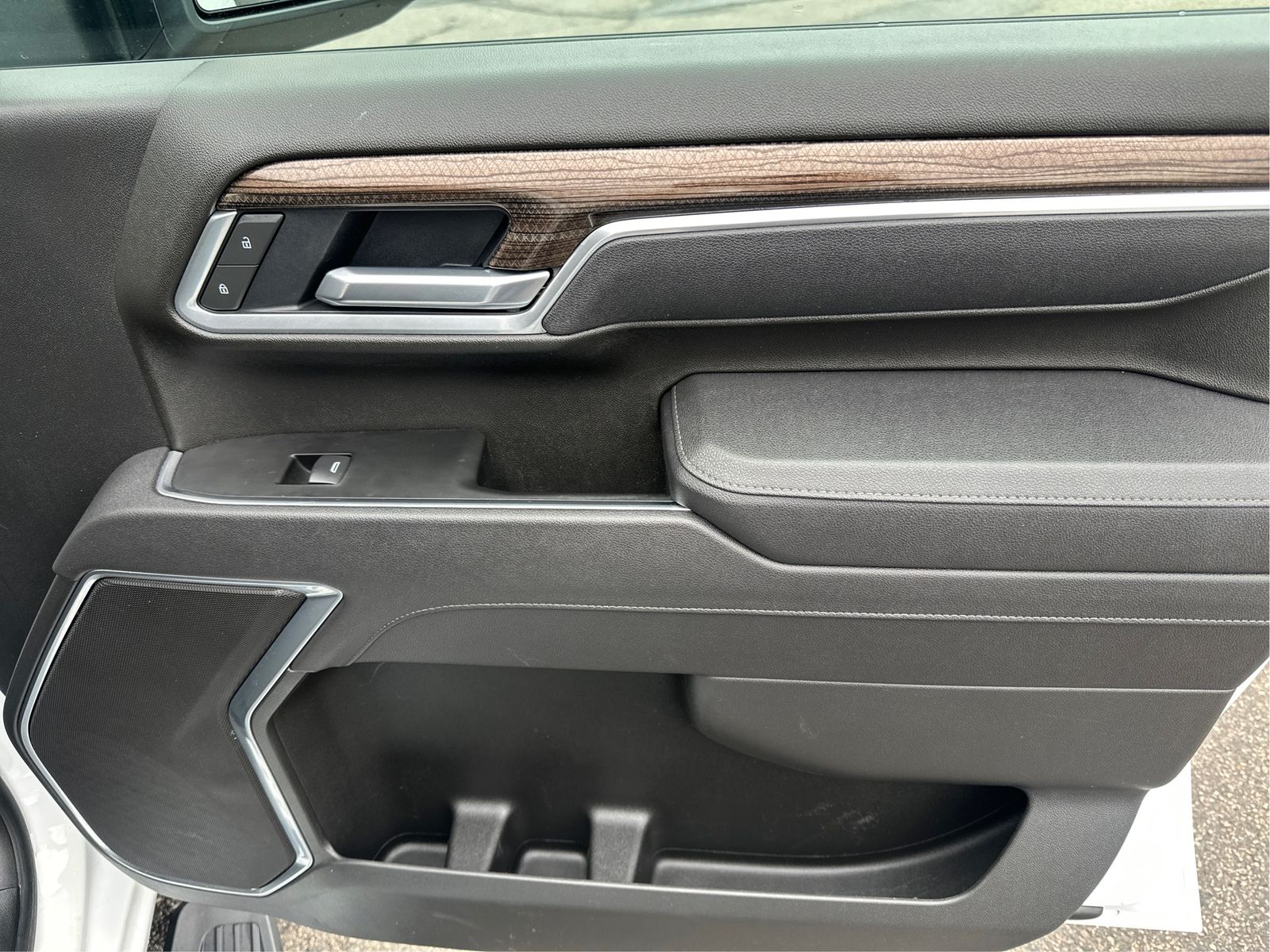 2025 Chevrolet Silverado 2500HD LT - Photo 21
