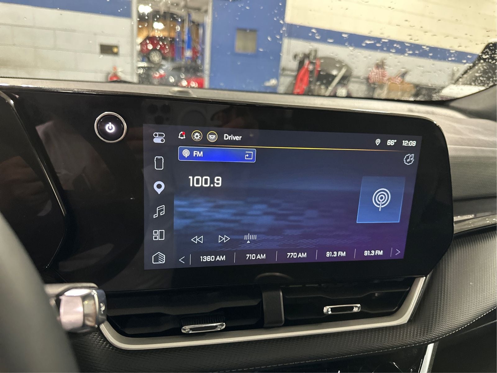 2026 Chevrolet Equinox LT - Photo 15