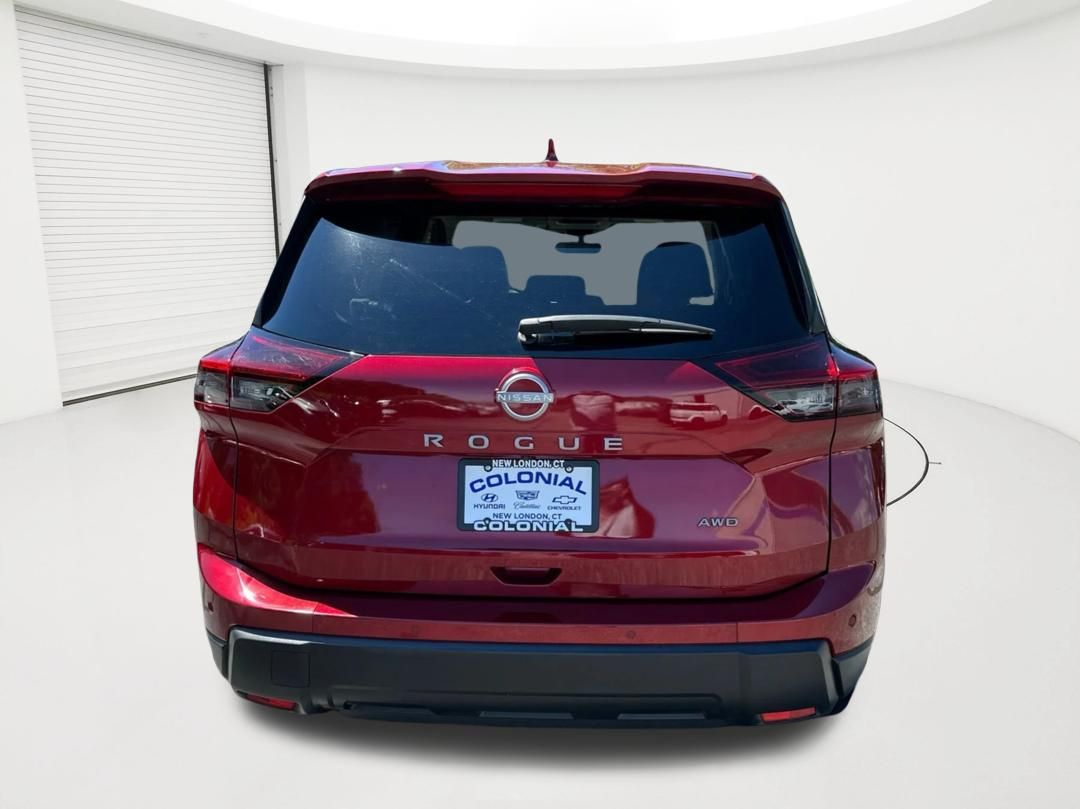 2025 Nissan Rogue SV - Photo 6