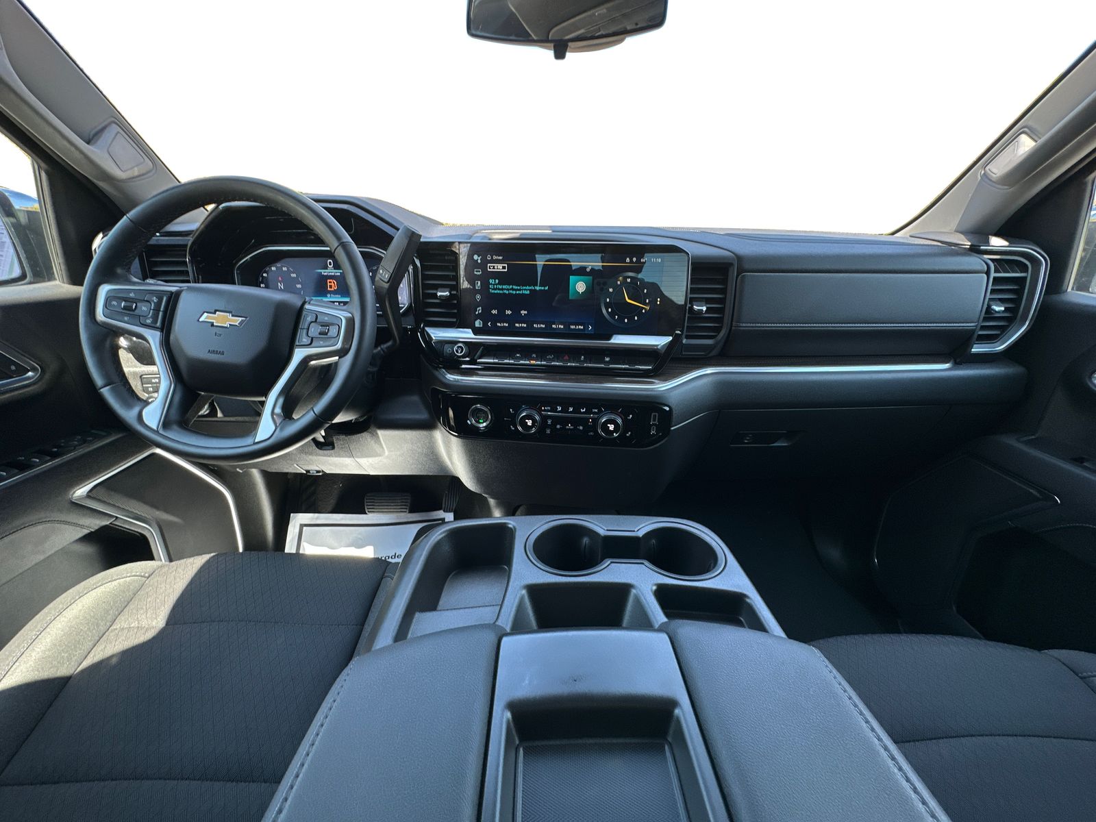 2023 Chevrolet Silverado 1500 LT - Photo 13
