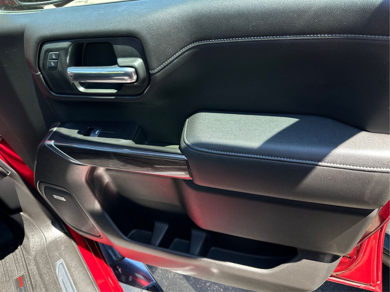 2019 Chevrolet Silverado 1500 LTZ - Photo 21