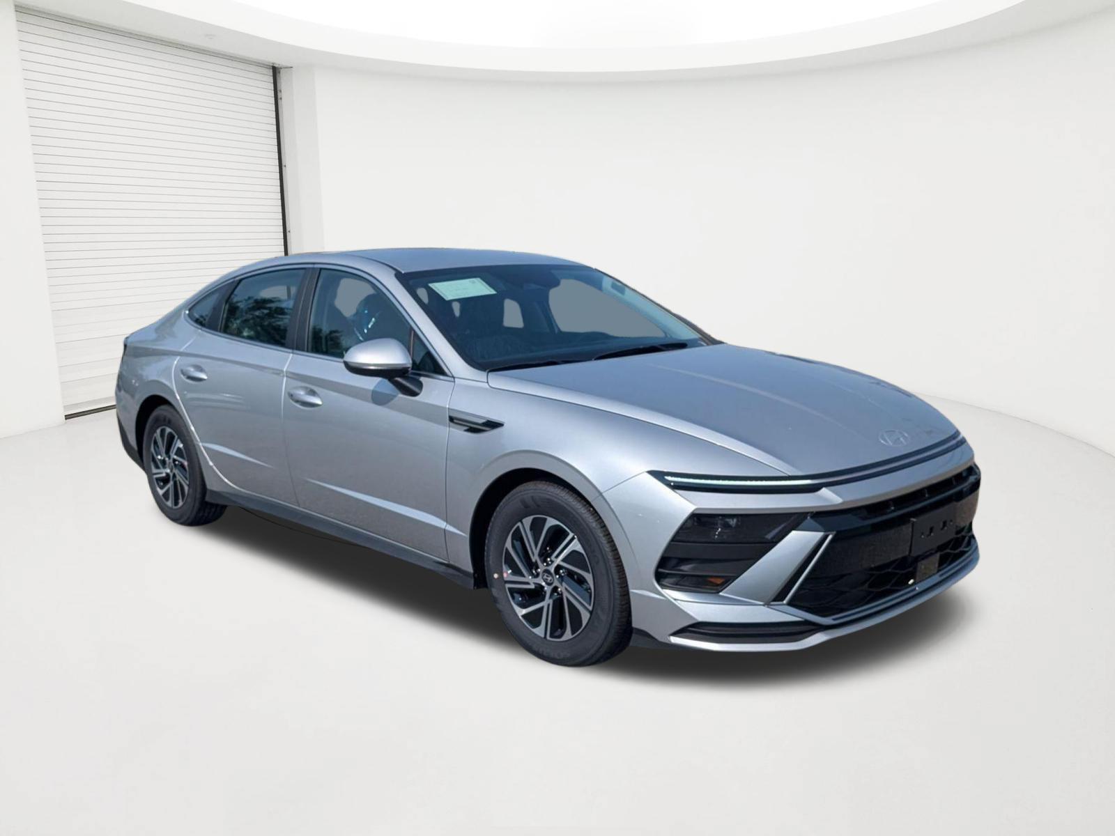 2026 Hyundai Sonata Hybrid Blue Sedan