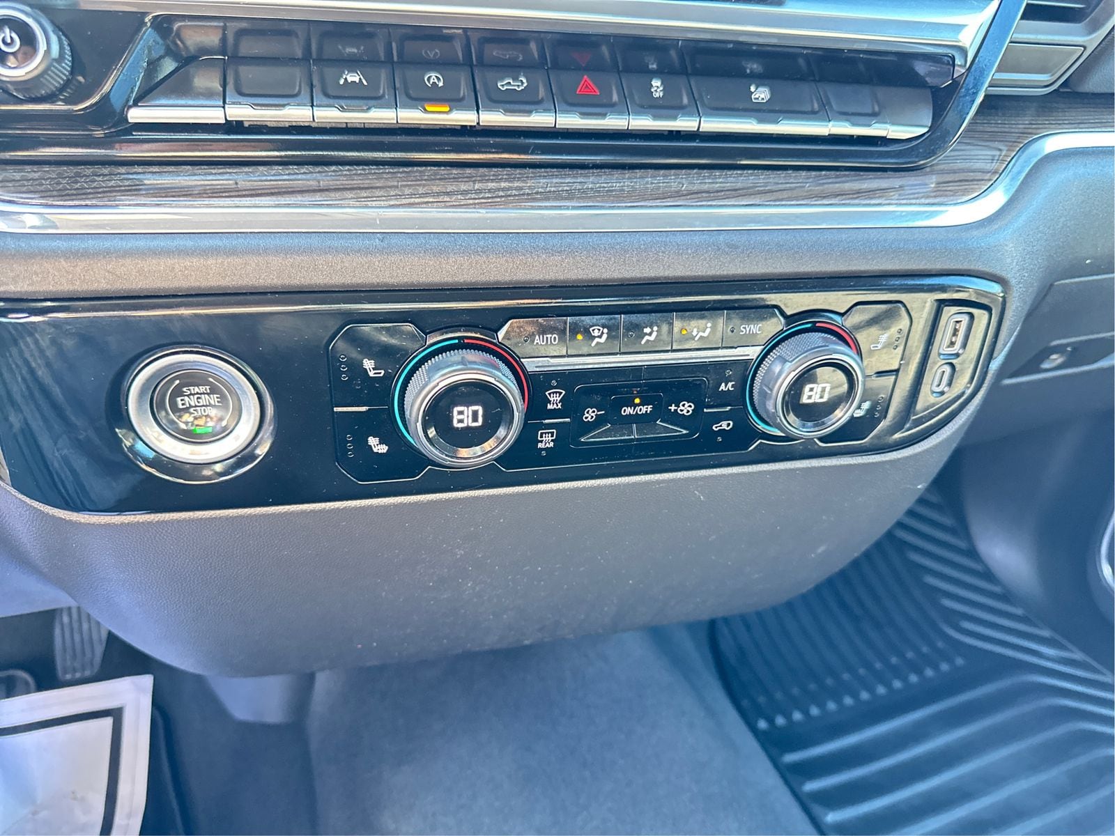 2023 Chevrolet Silverado 1500 LT - Photo 27