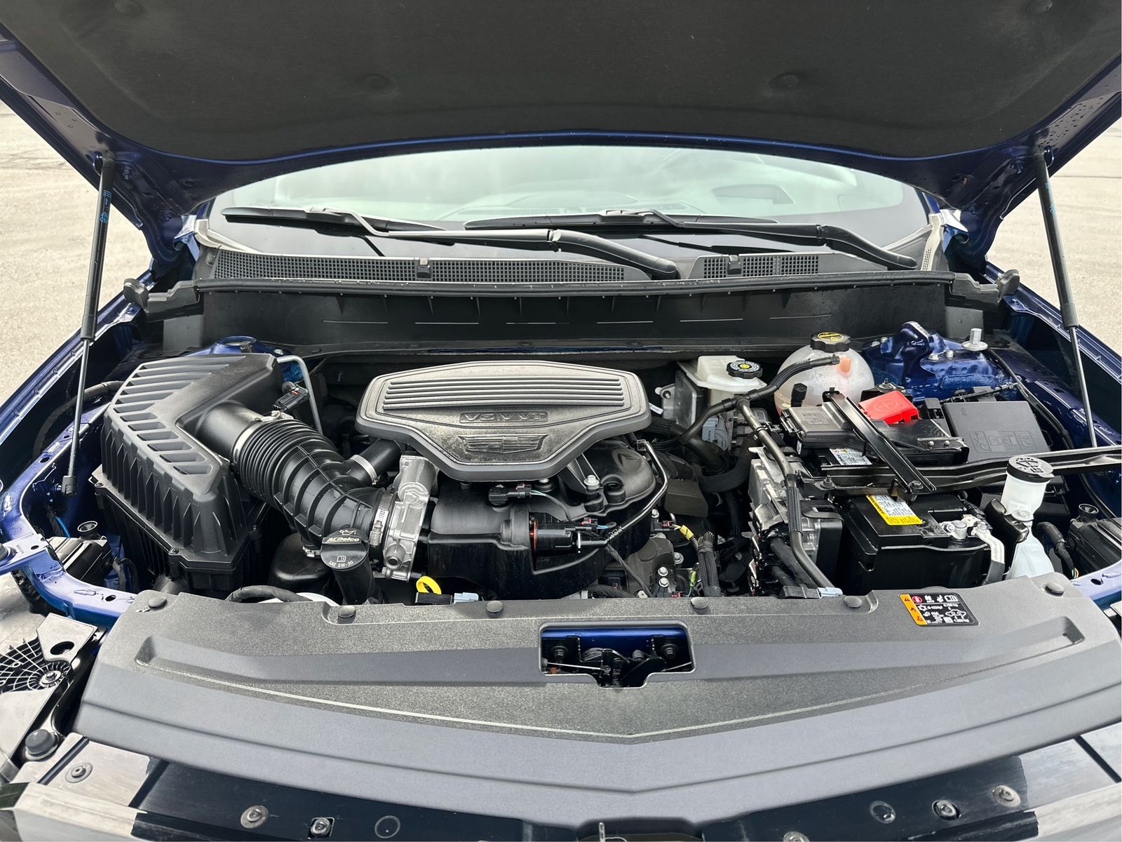 2025 Cadillac XT6 Sport - Photo 11