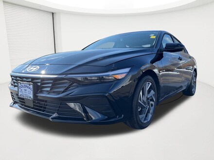 2025 Hyundai Elantra Hybrid Limited Sedan