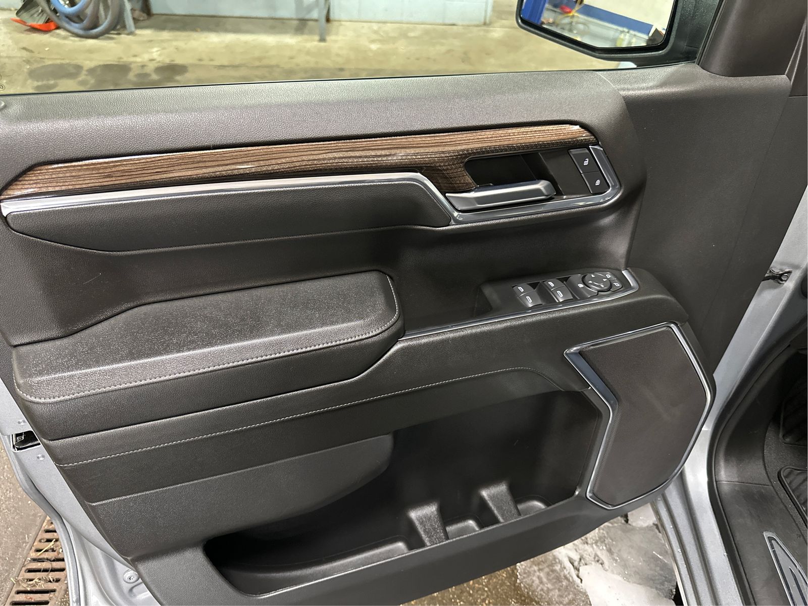 2024 Chevrolet Silverado 1500 LT - Photo 20