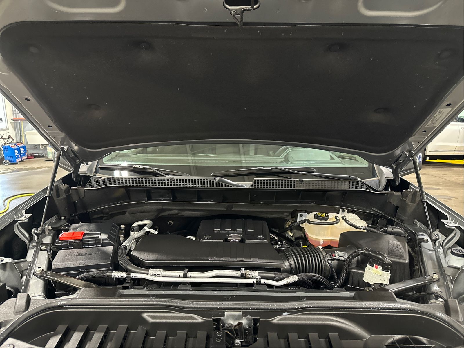2024 Chevrolet Silverado 1500 LT - Photo 11