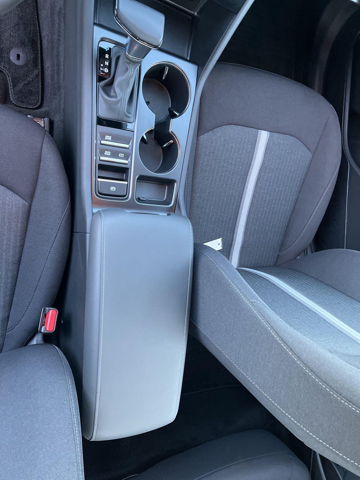 2025 Hyundai Sonata SE - Photo 36