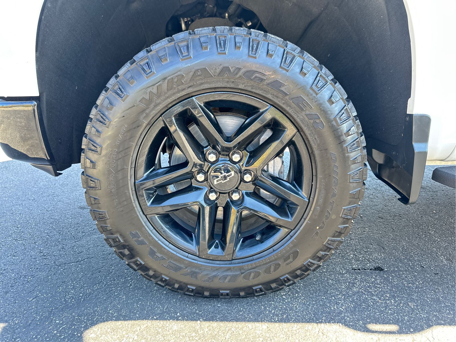 2023 Chevrolet Silverado 1500 Custom - Photo 24