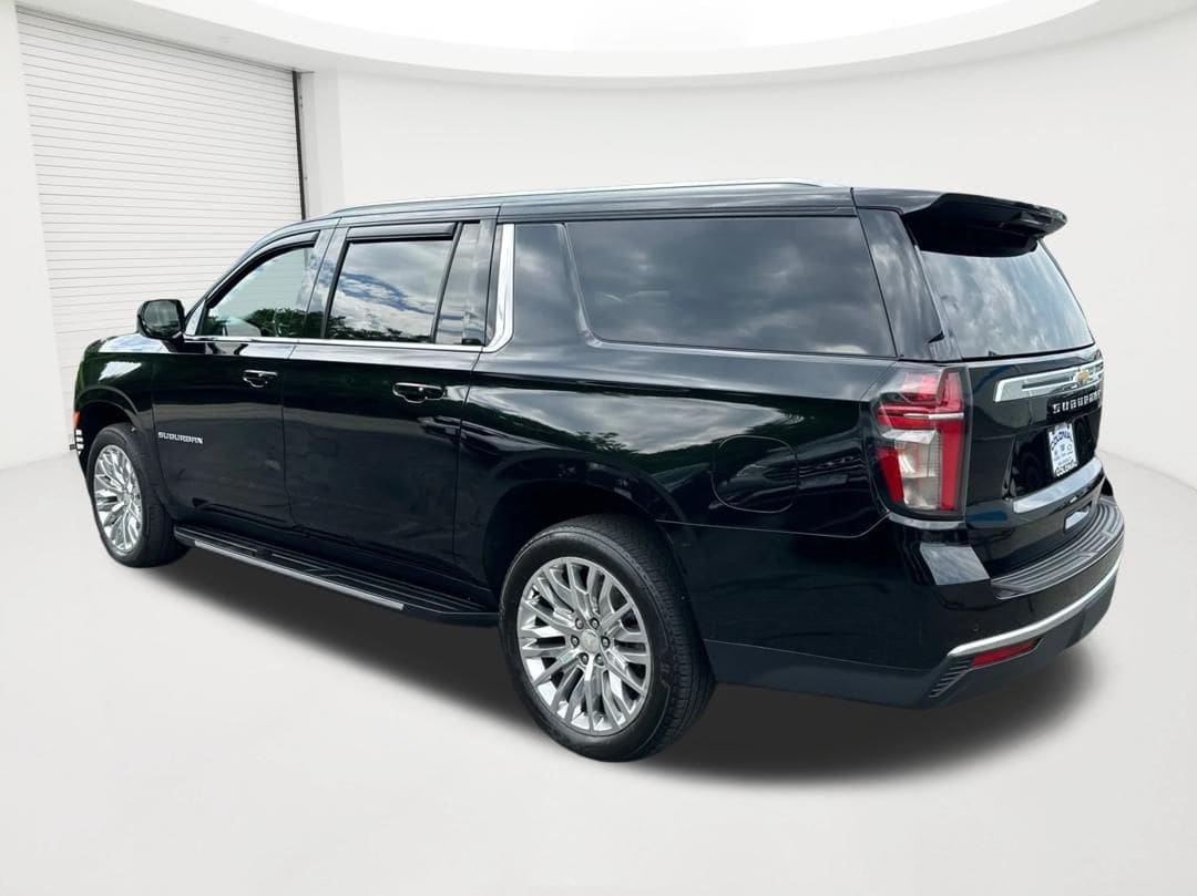 2024 Chevrolet Suburban LS - Photo 7