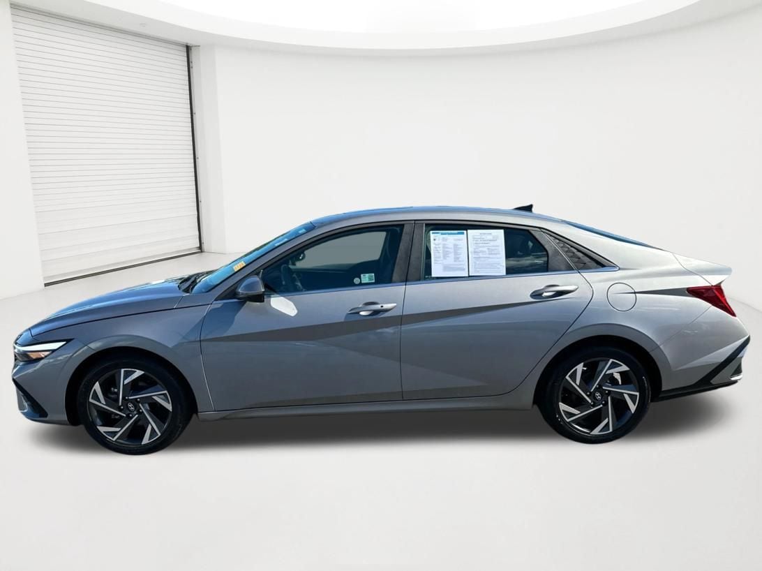 2024 Hyundai Elantra SEL - Photo 8
