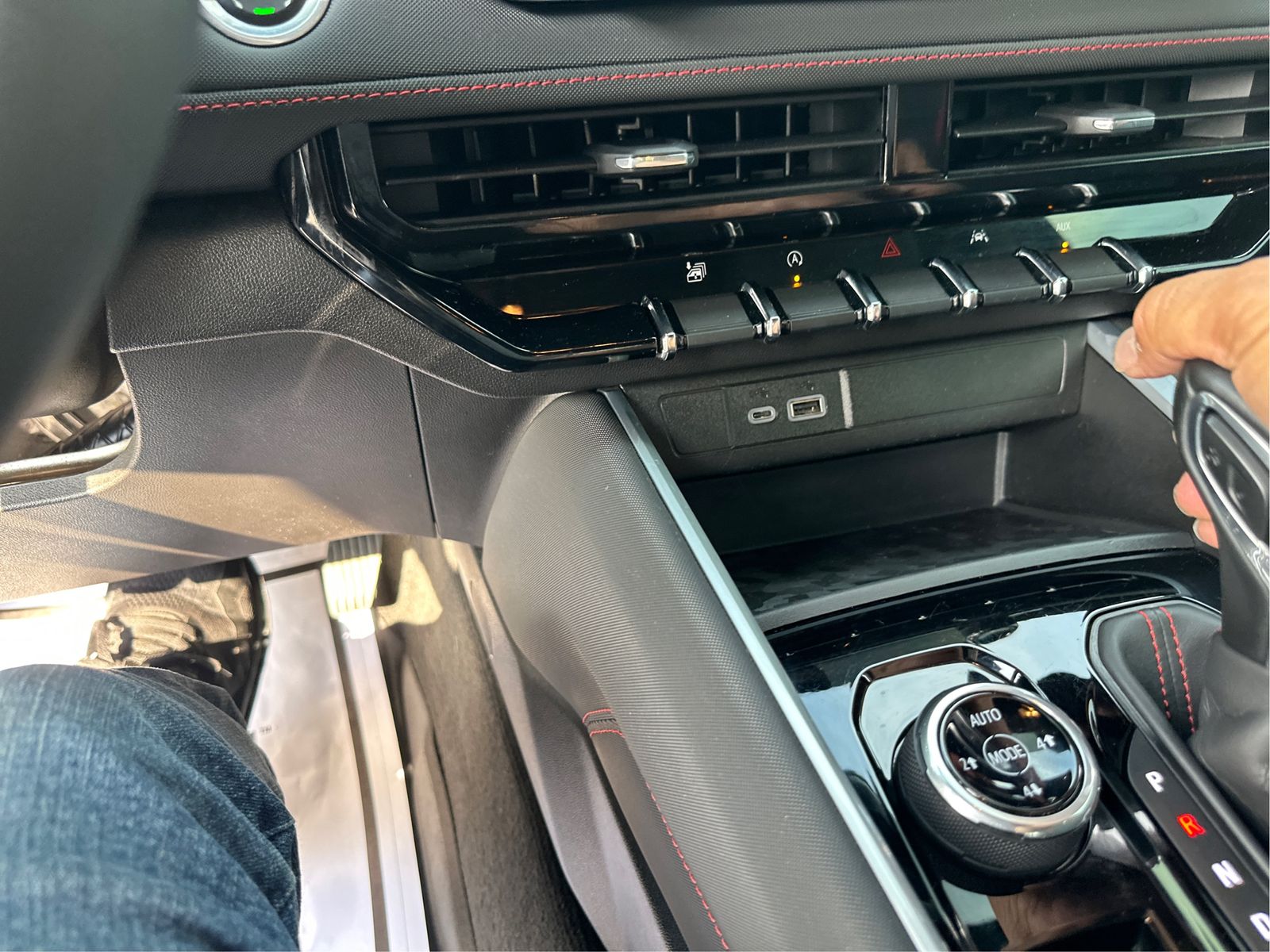 2023 Chevrolet Colorado Z71 - Photo 16