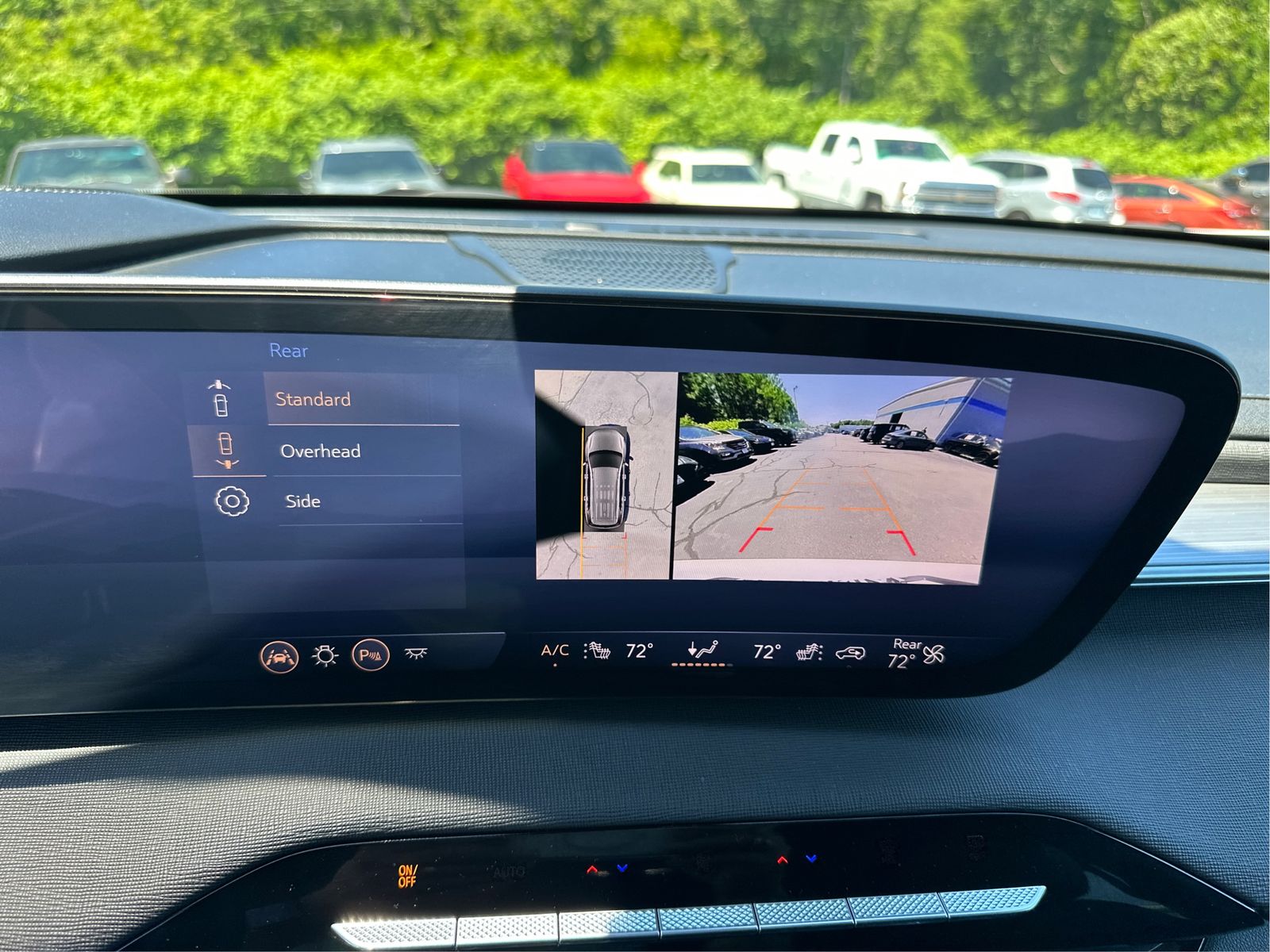 2025 Buick Enclave Preferred - Photo 15