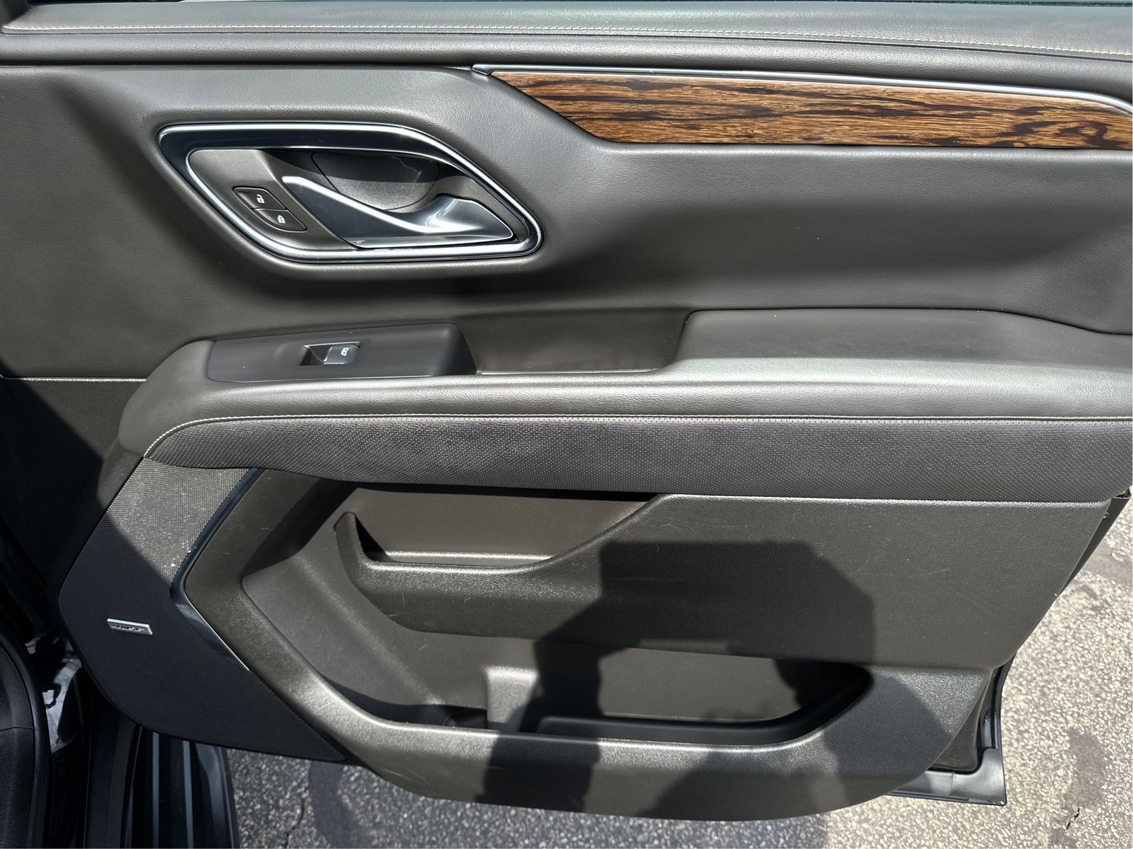 2024 Chevrolet Suburban Premier - Photo 22
